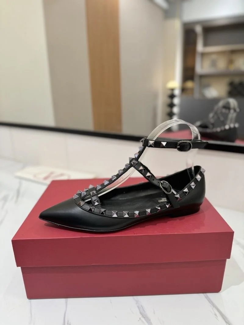 Valentino Sandals FashionForward 36318