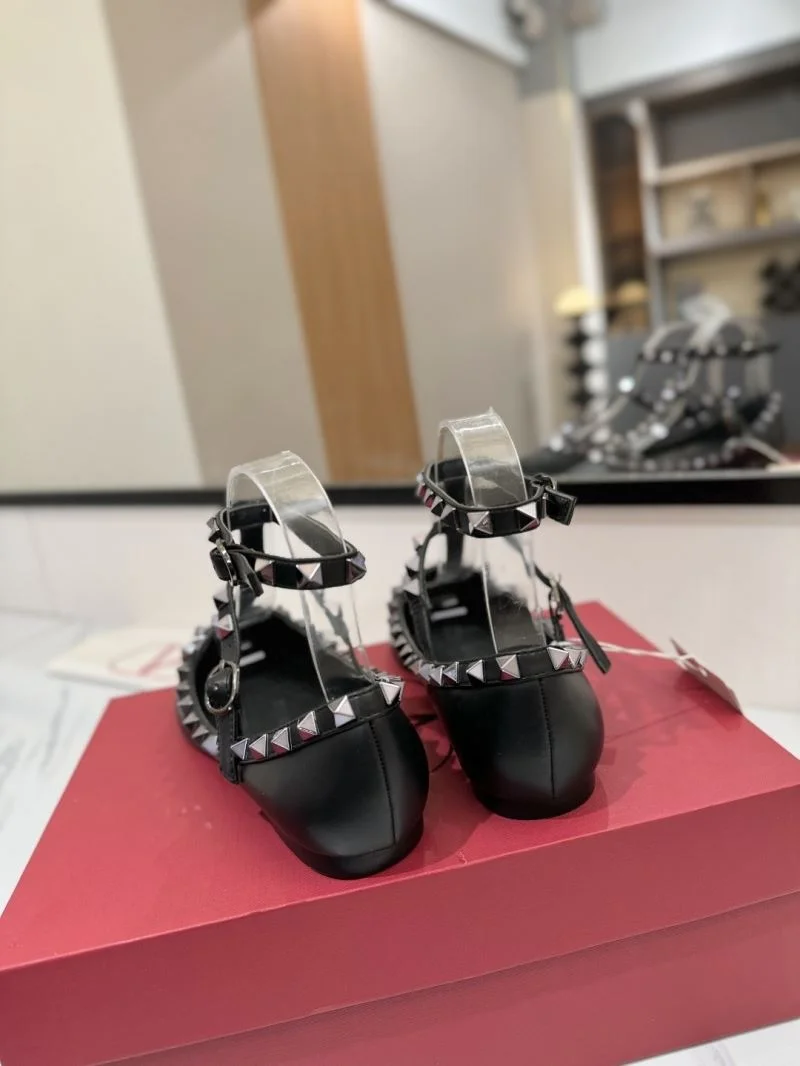 Valentino Sandals FashionForward 36318