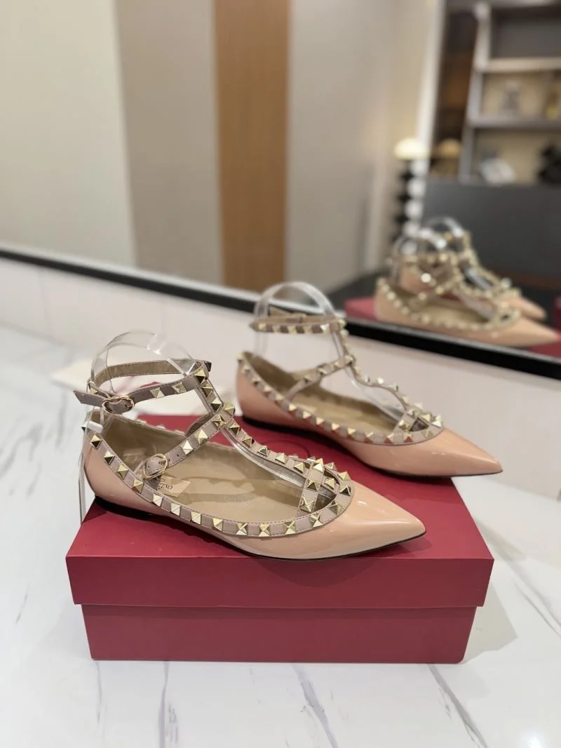 Valentino Sandals Breathable 36331
