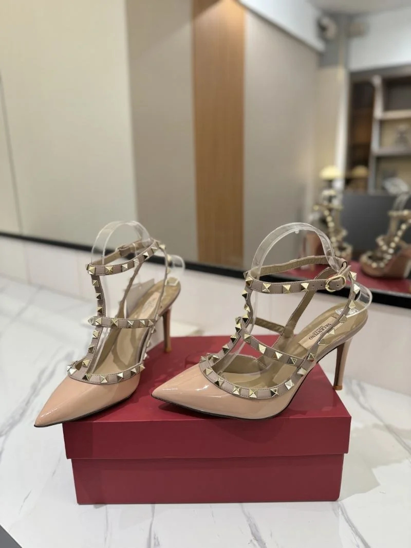 Vibrant Valentino Sandals 36328