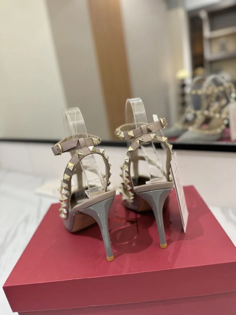 Tailored Valentino Sandals 36324