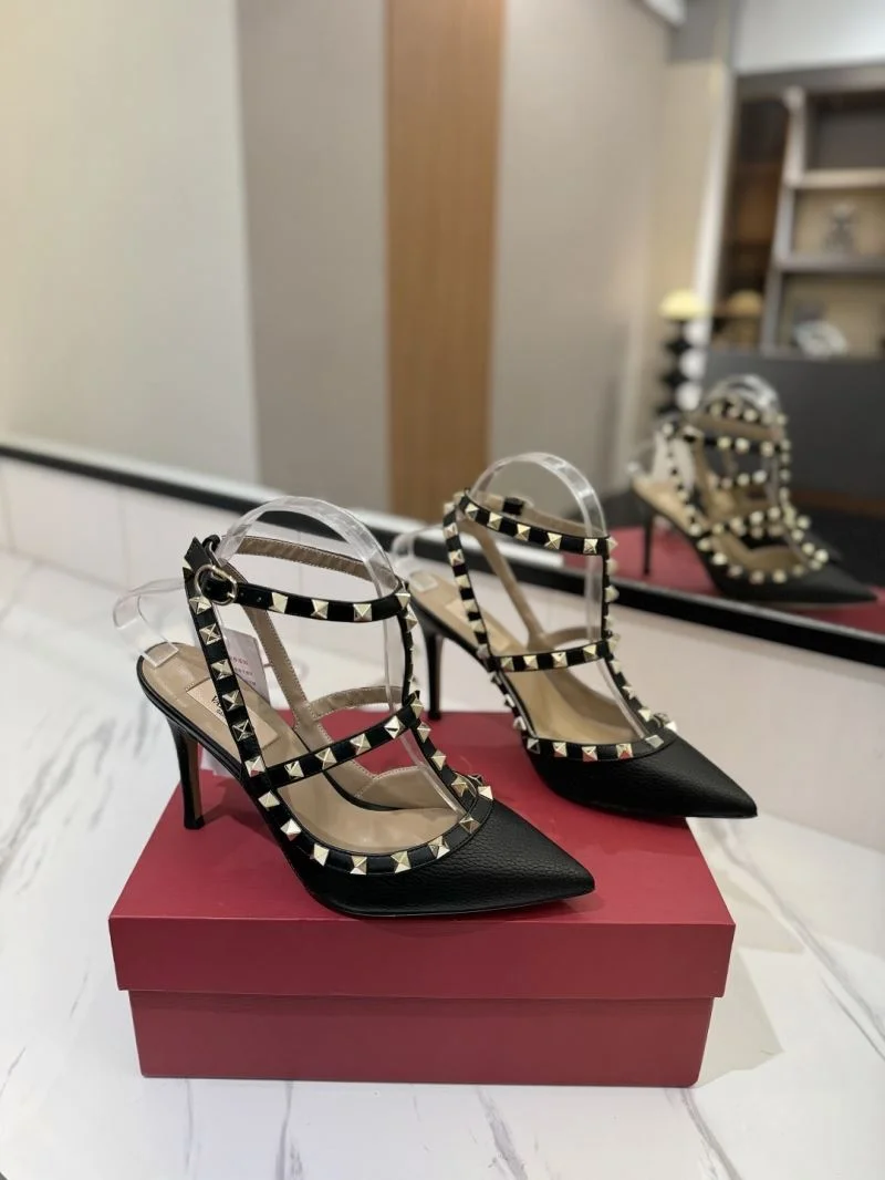 Packable Valentino Sandals 36329