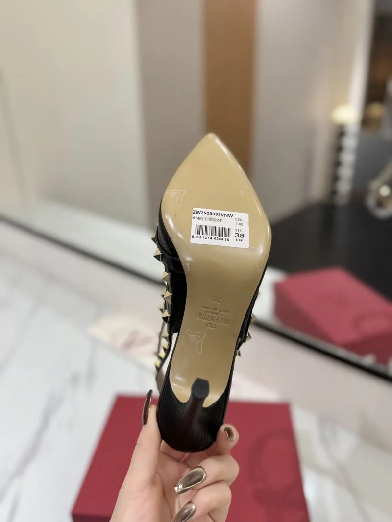 Packable Valentino Sandals 36329