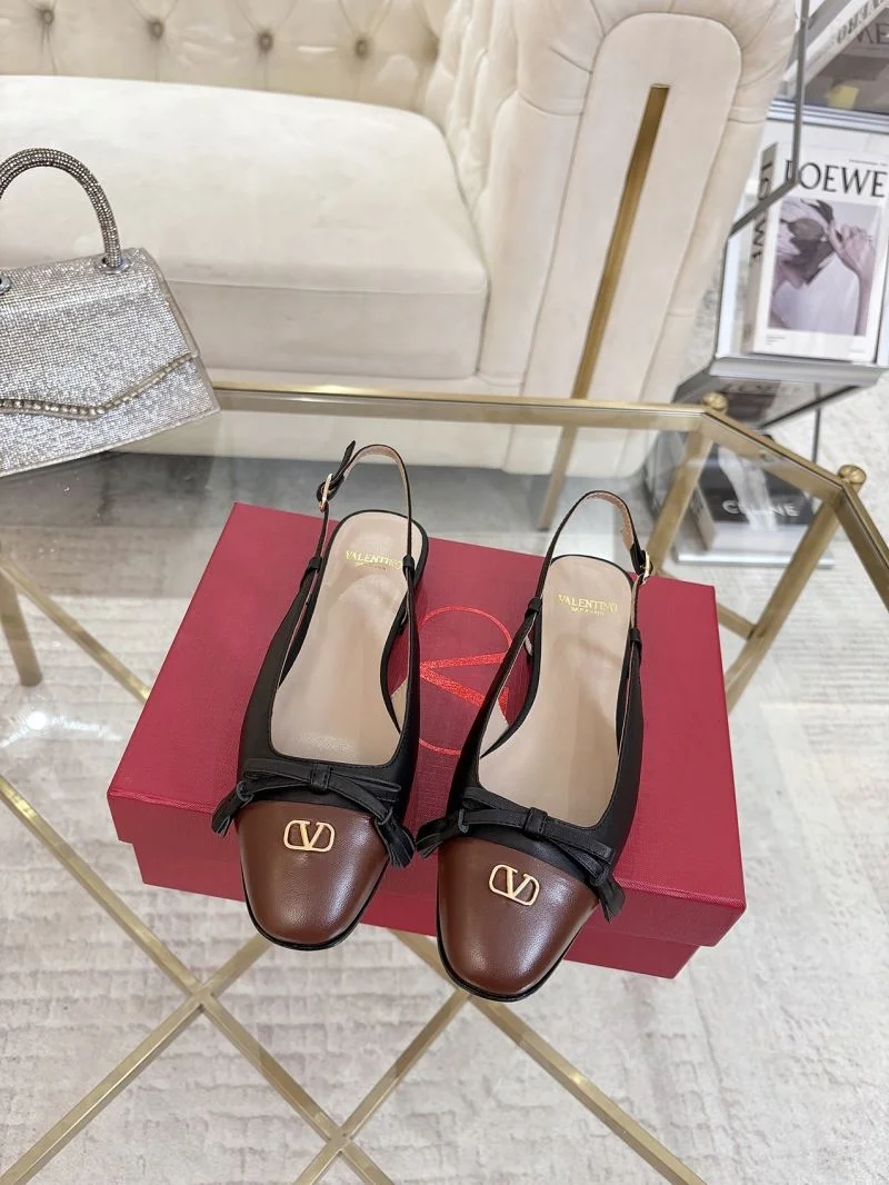 Valentino Sandals EyeCatching 36327