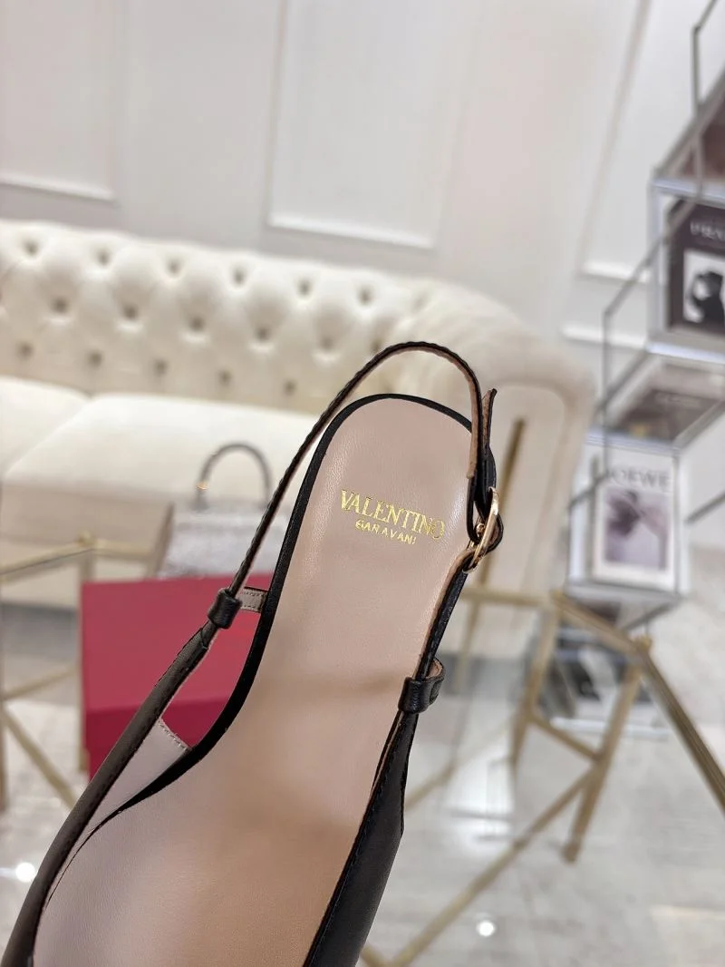 Valentino Sandals EyeCatching 36327