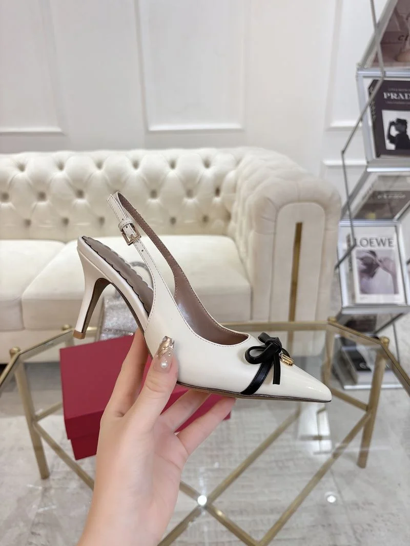 Valentino Sandals Vibrant 36319