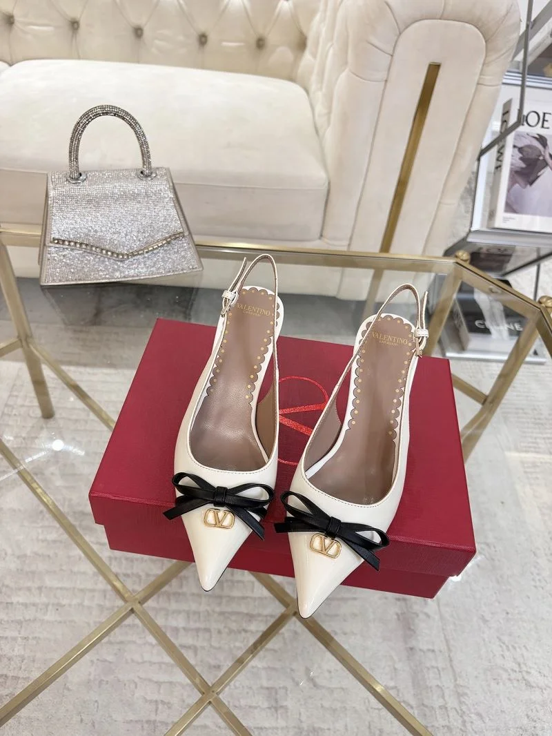 Valentino Sandals Vibrant 36319
