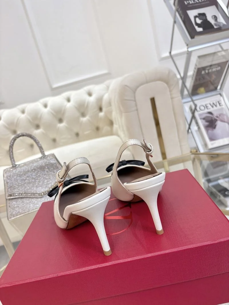 Valentino Sandals Vibrant 36319