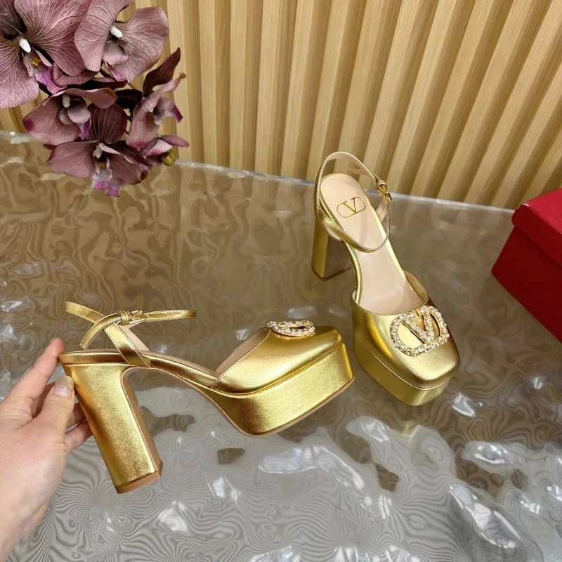 Valentino Sandals Efficient 36315