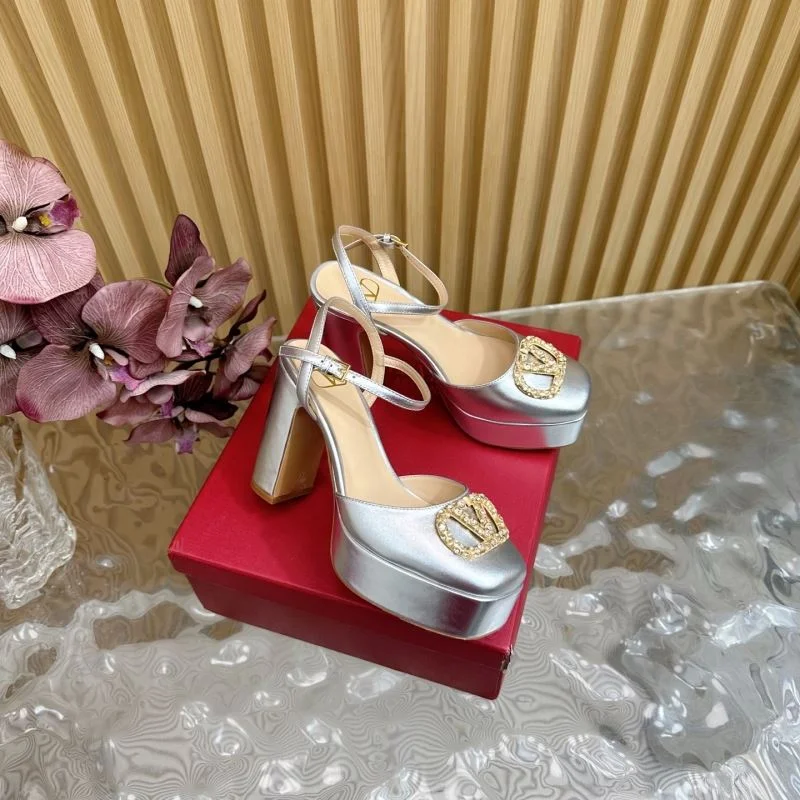 Contemporary Valentino Sandals 36313