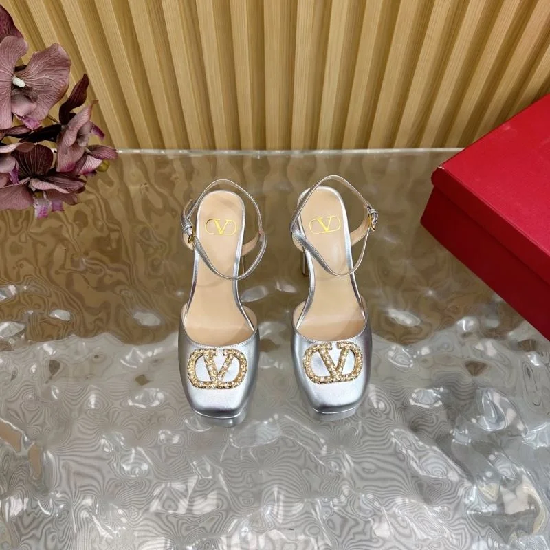 Contemporary Valentino Sandals 36313