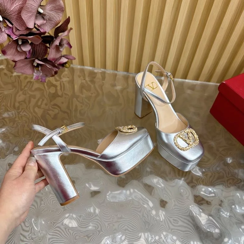 Contemporary Valentino Sandals 36313