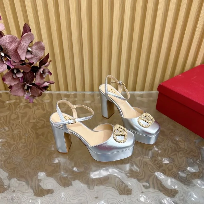 Contemporary Valentino Sandals 36313