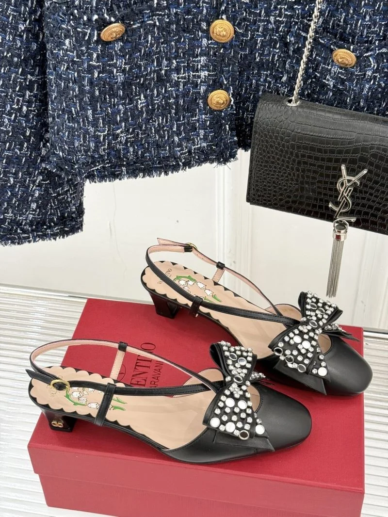 Valentino Sandals Comfortable 36311