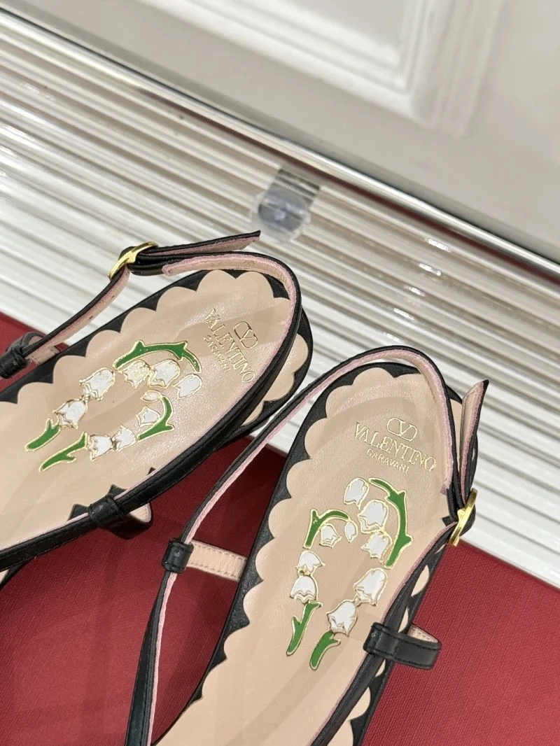 Valentino Sandals Comfortable 36311