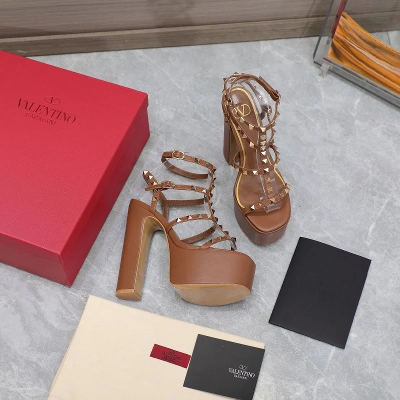 Valentino Sandals Functional 37081