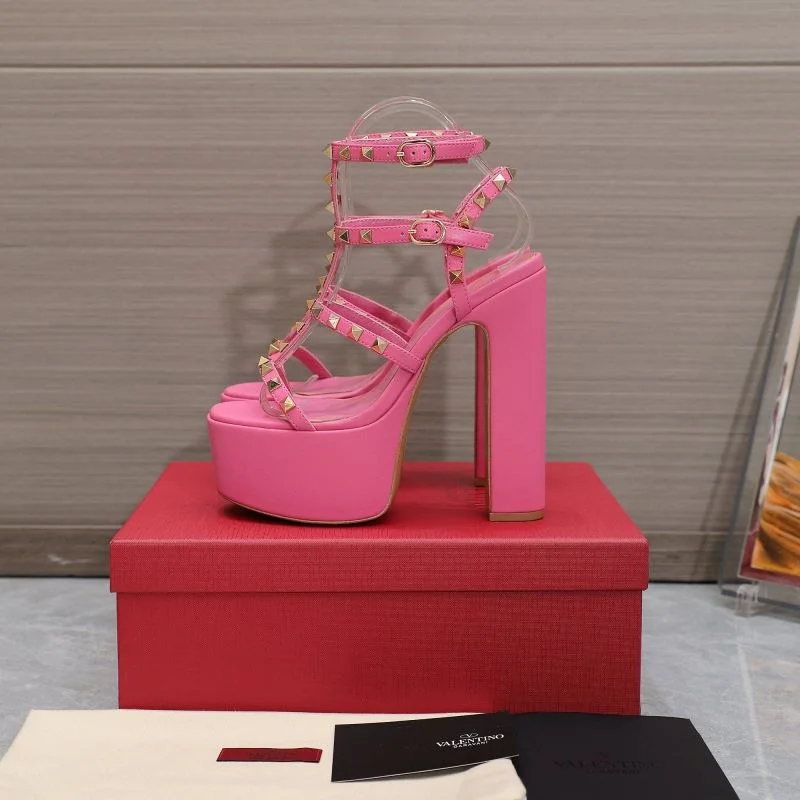 Reliable Valentino Sandals 37067