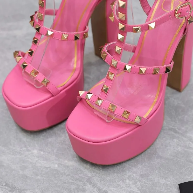 Reliable Valentino Sandals 37067