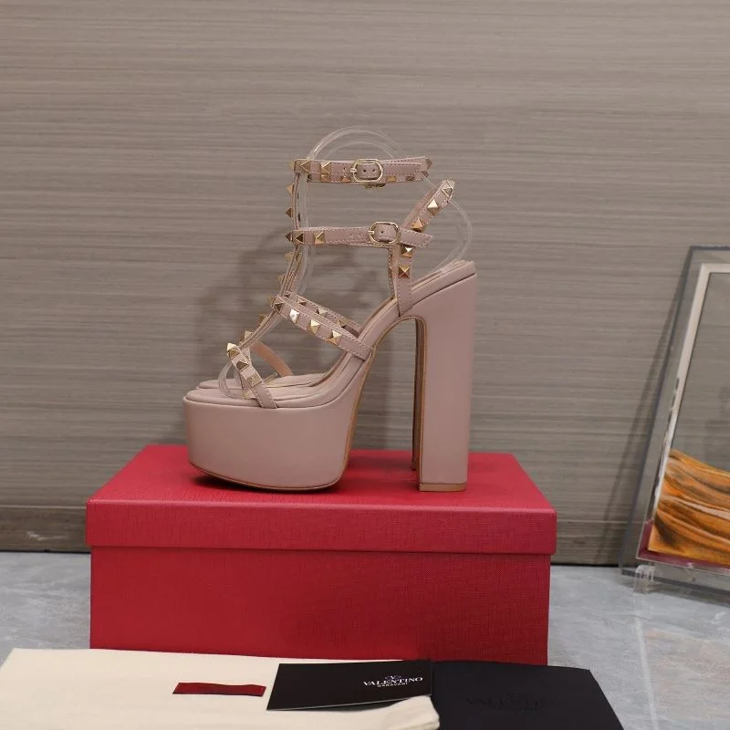 SoftTouch Valentino Sandals 37075