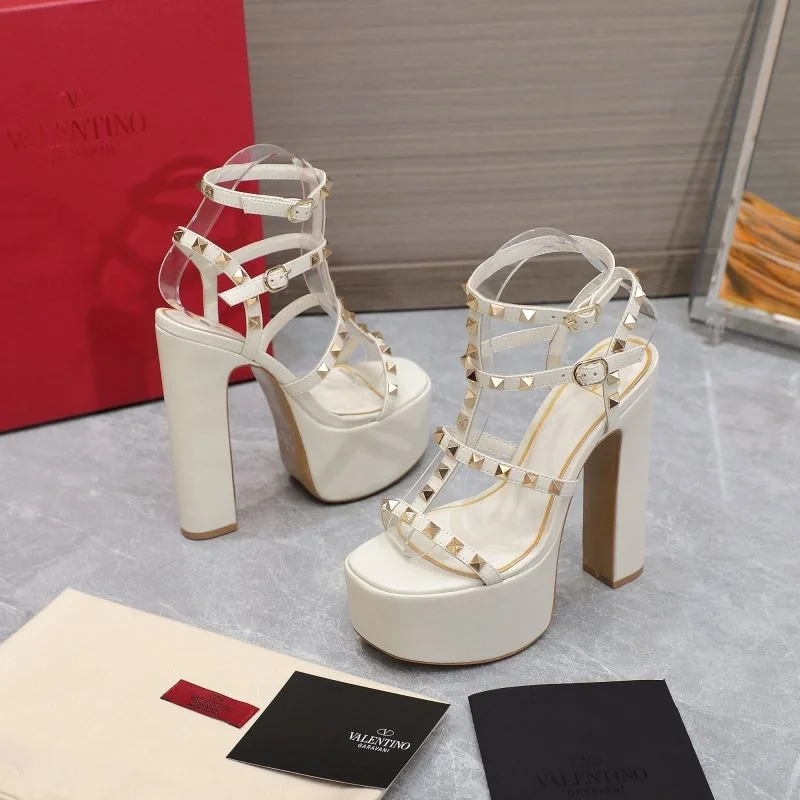 Durable Valentino Sandals 37082