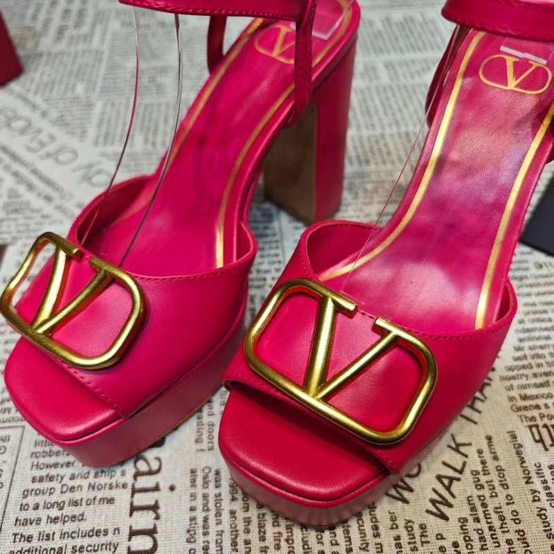 Upgraded Valentino Sandals 37069