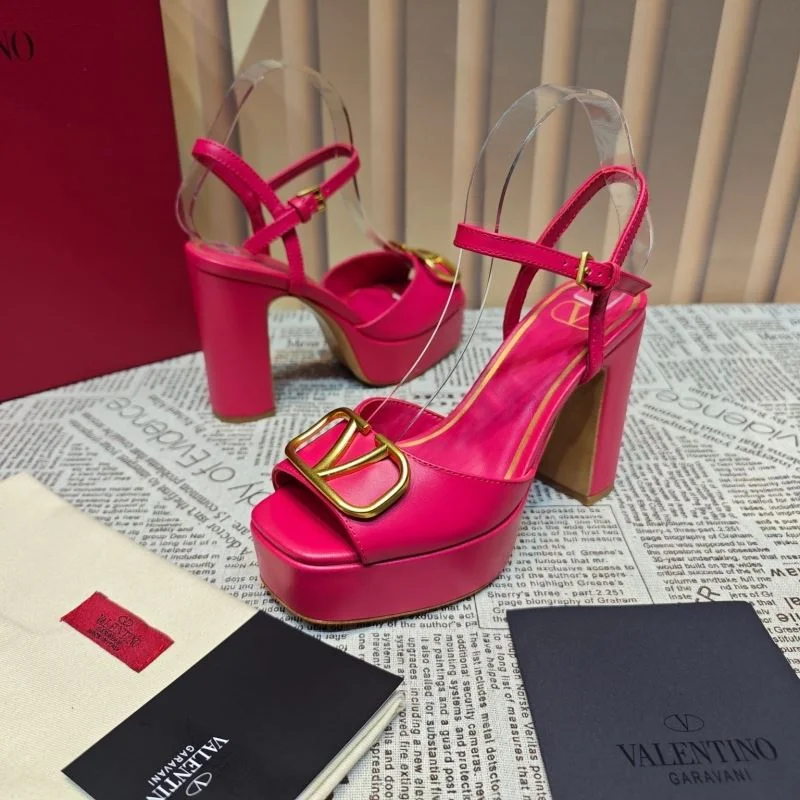 Upgraded Valentino Sandals 37069