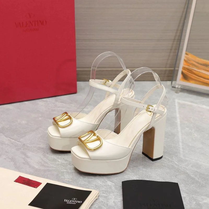 Valentino Sandals WaterResistant 37066