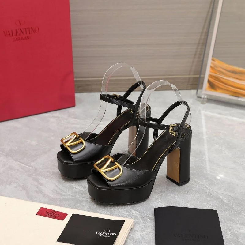 Breathable Valentino Sandals 37063