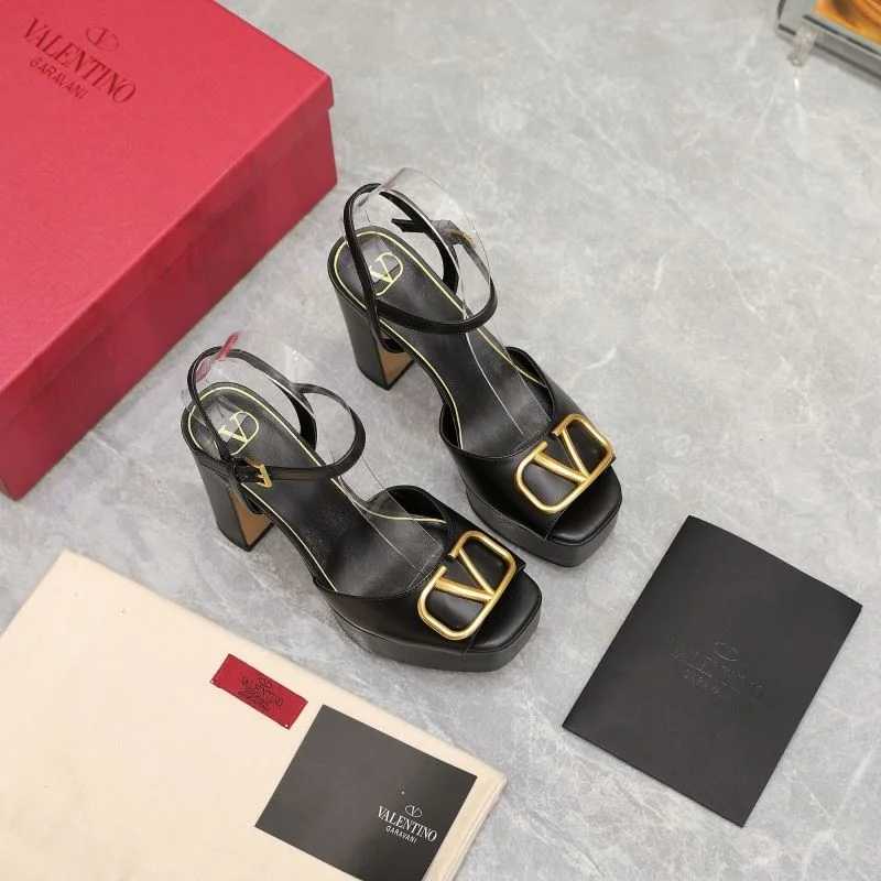 Breathable Valentino Sandals 37063