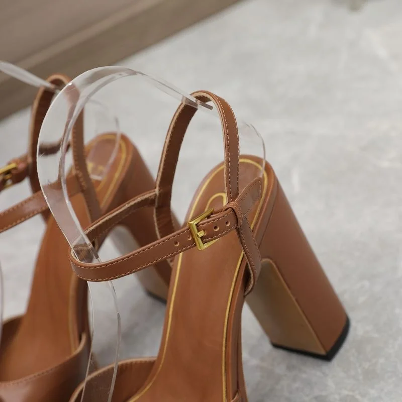 Valentino Sandals HighQuality 37062