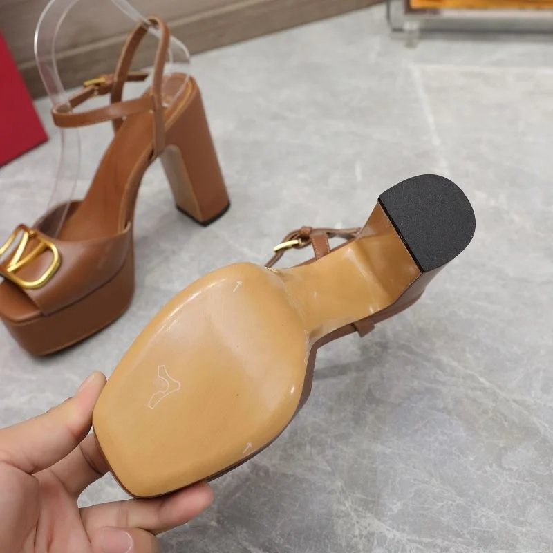 Valentino Sandals HighQuality 37062