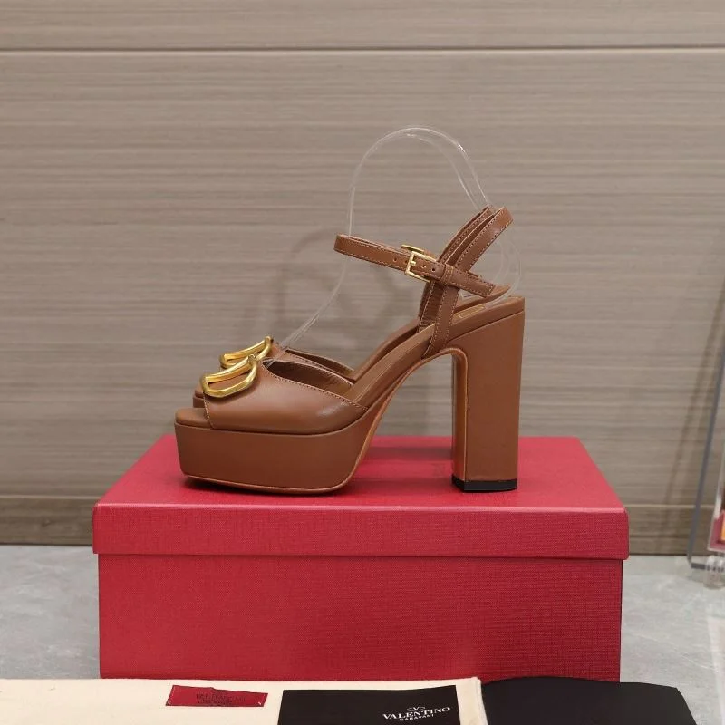 Valentino Sandals HighQuality 37062