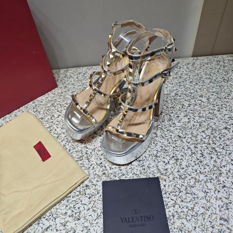 FashionForward Valentino Sandals 37061