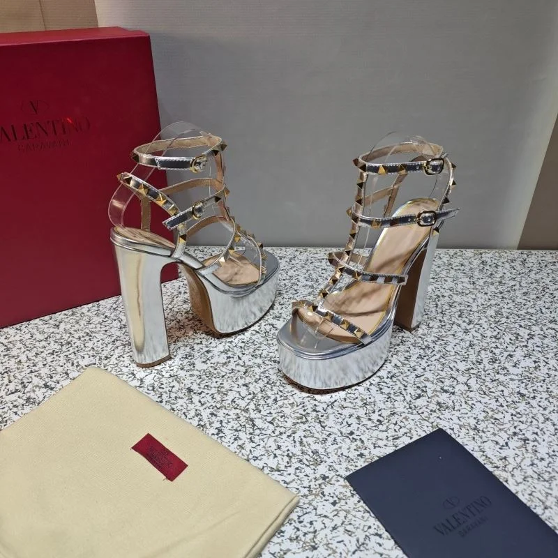 FashionForward Valentino Sandals 37061