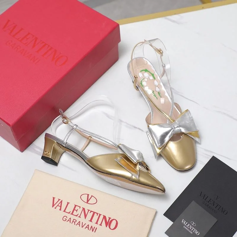 Valentino Sandals Snug 37058