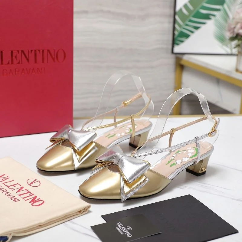 Valentino Sandals Snug 37058