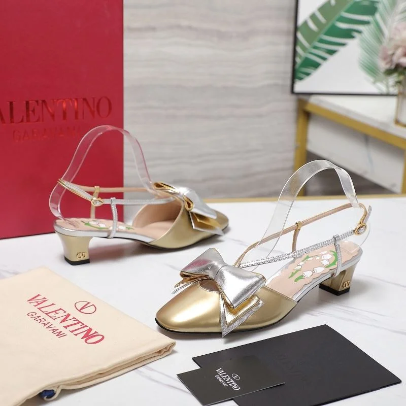 Valentino Sandals Snug 37058