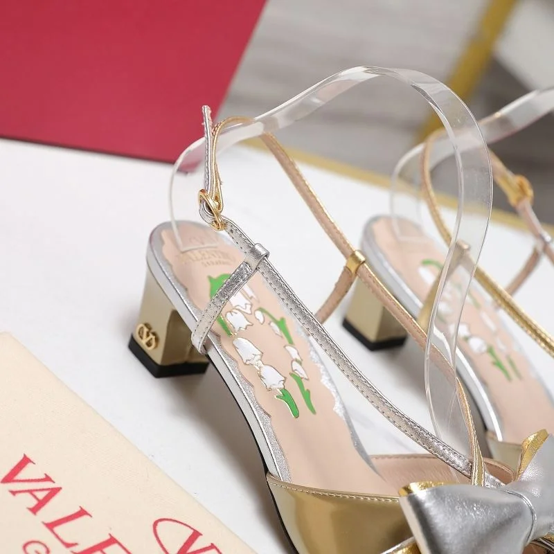 Valentino Sandals Snug 37058