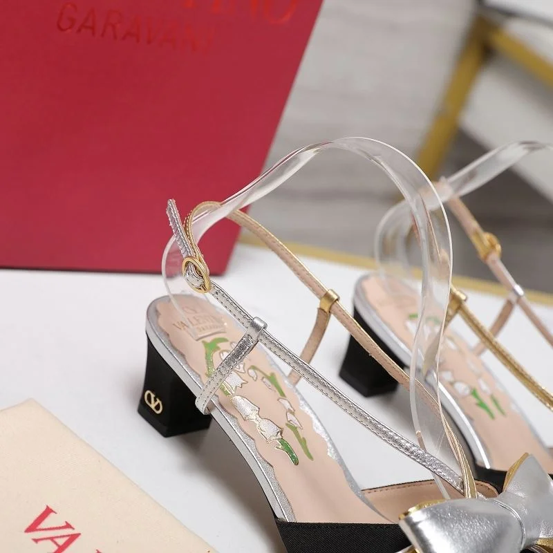 Lightweight Valentino Sandals 37051