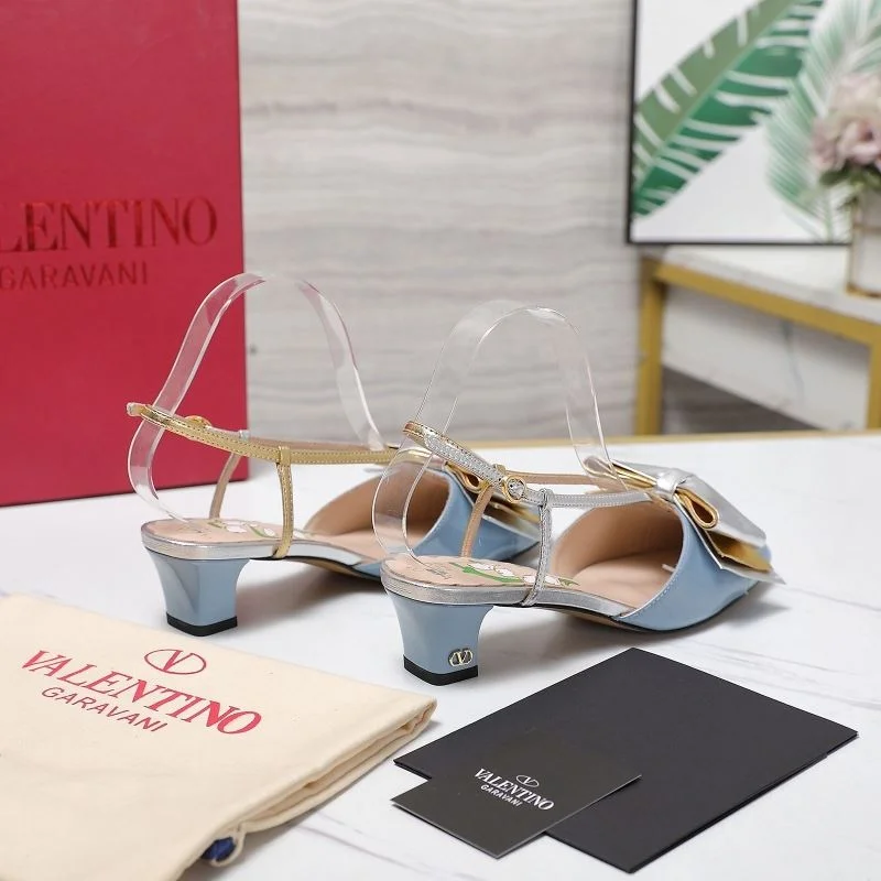 Valentino Sandals Snug 37056