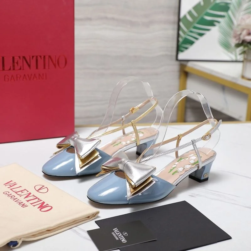 Valentino Sandals Snug 37056