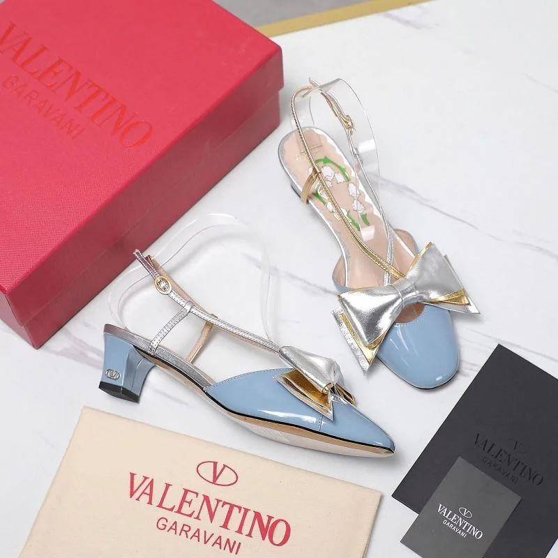 Valentino Sandals Snug 37056