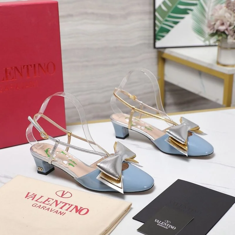 Valentino Sandals Snug 37056
