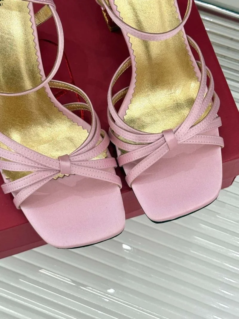 Valentino Sandals Trendy 37036