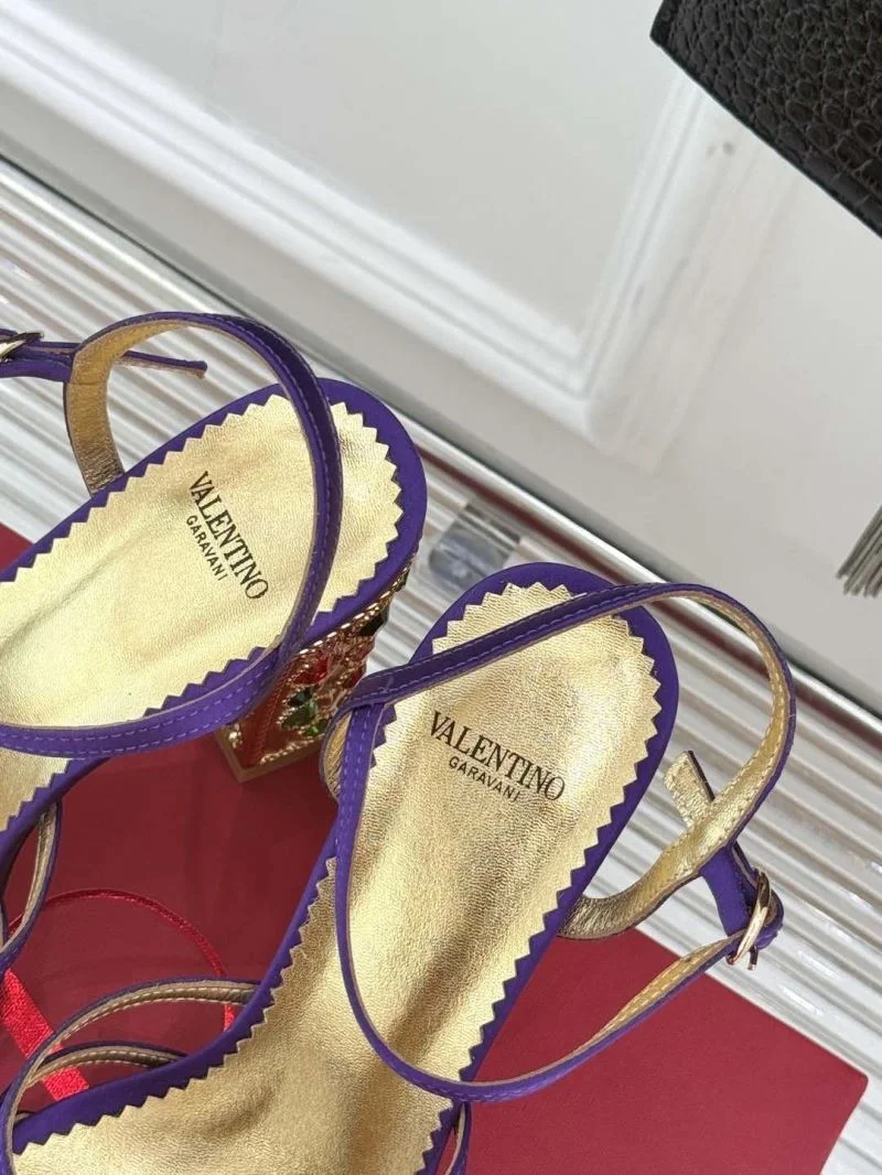 Valentino Sandals UrbanChic 37045
