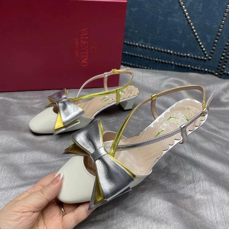 Sophisticated Valentino Sandals 37032