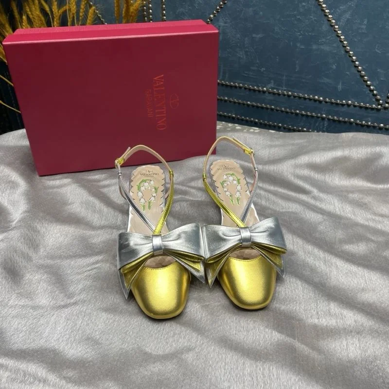StreetReady Valentino Sandals 37054