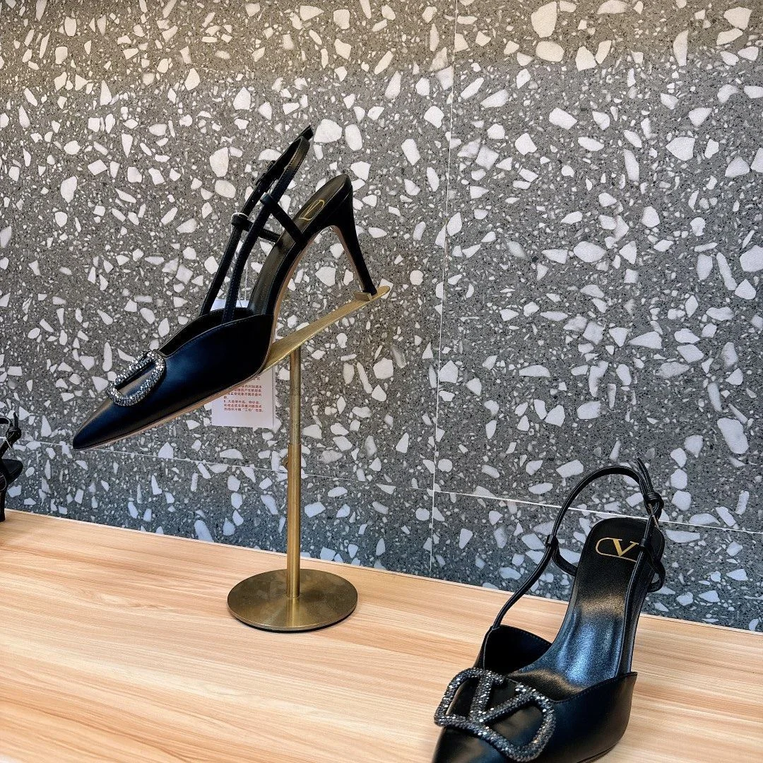 Tailored Valentino Sandals 36097