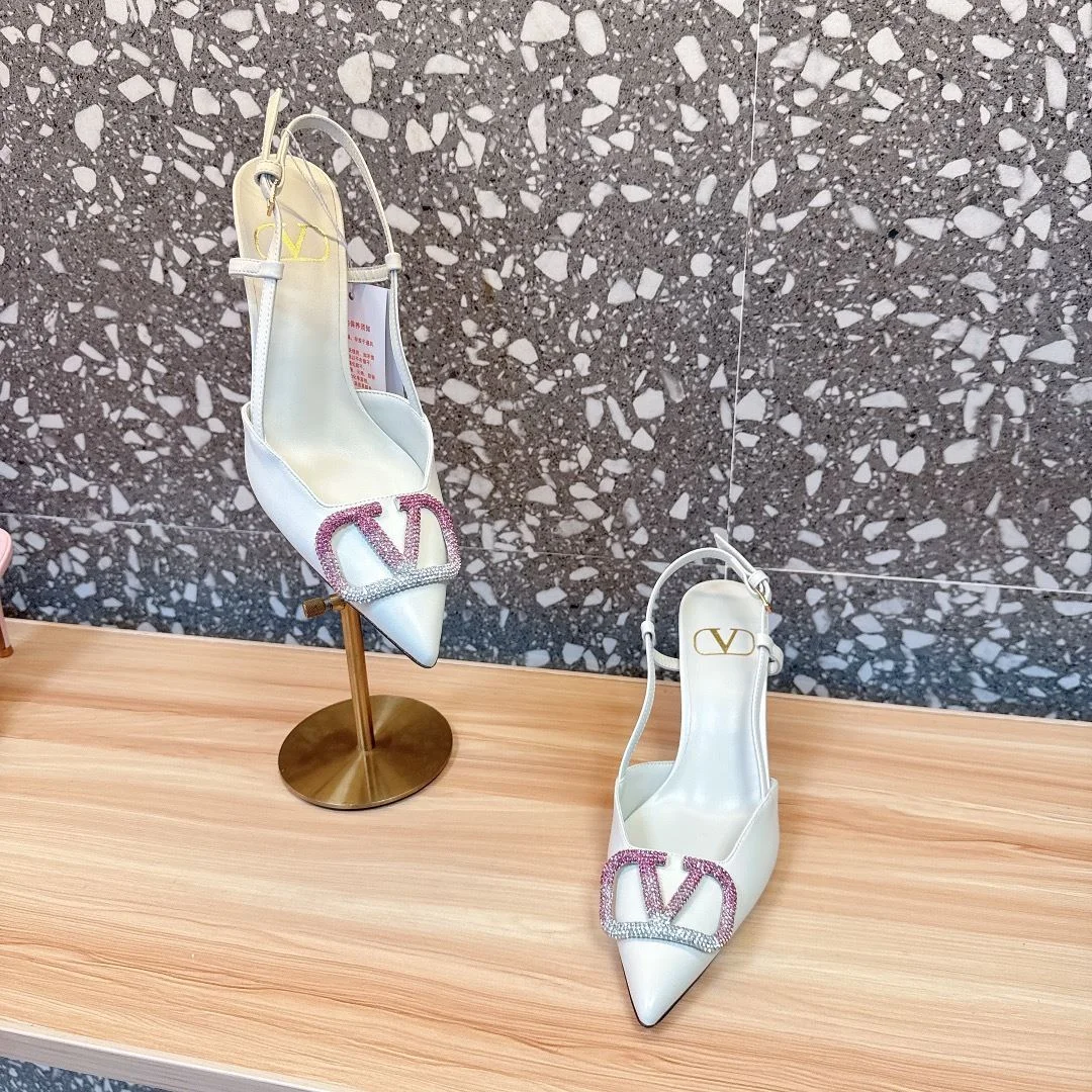 Valentino Sandals Refined 36089