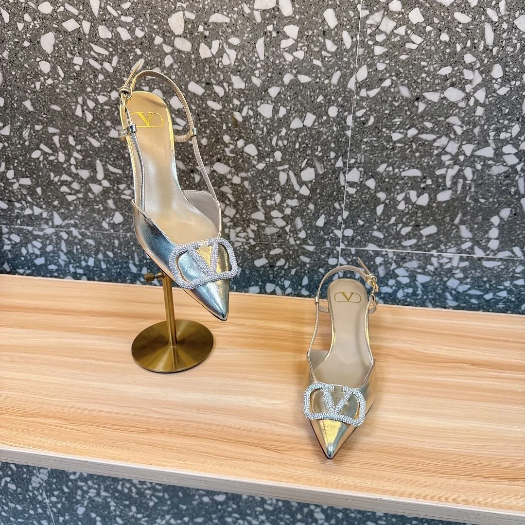 Unisex Valentino Sandals 36071